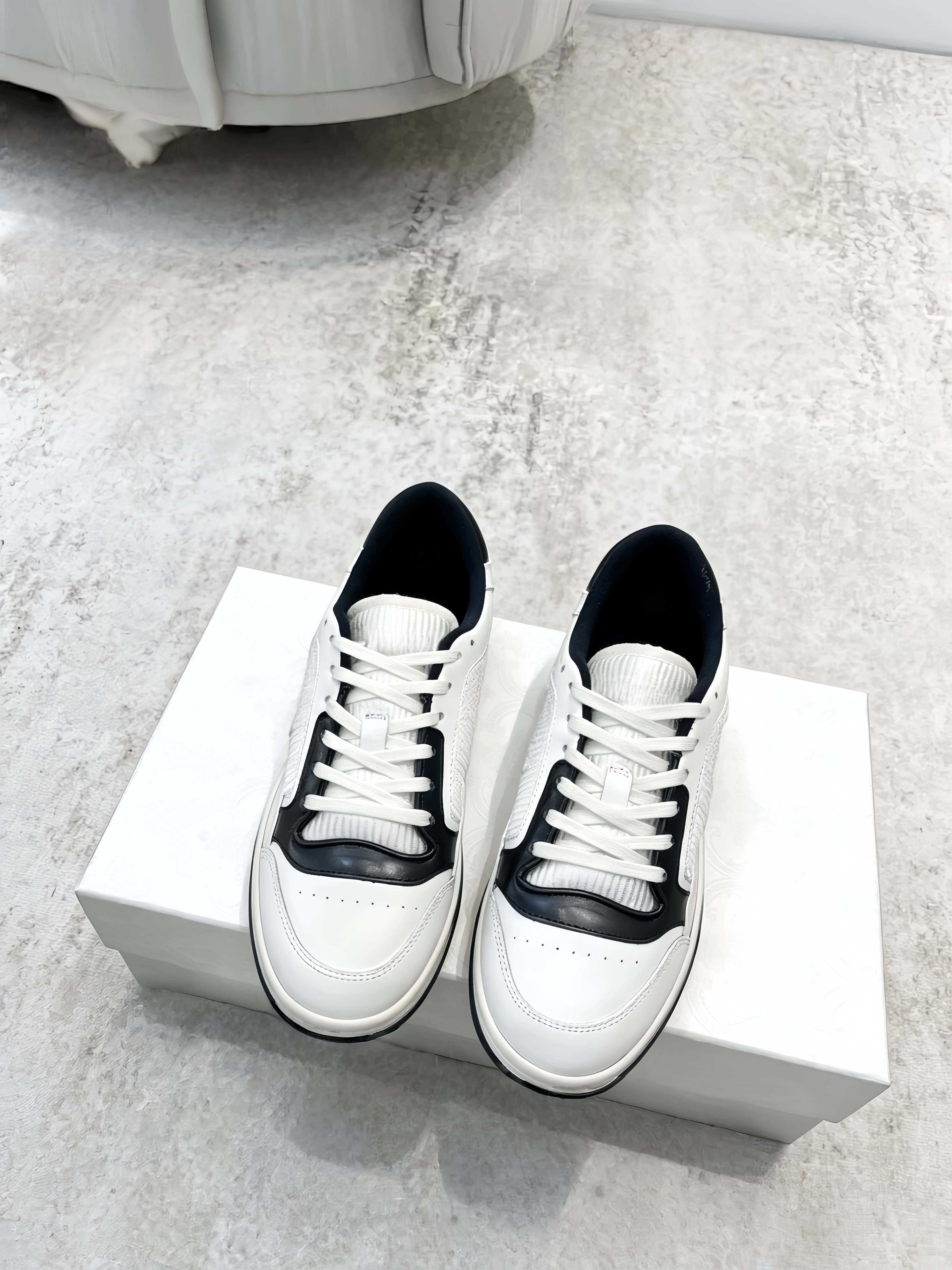 Women Shoes Sale - Summer White Sneakers Unisex Retro Color-blocked