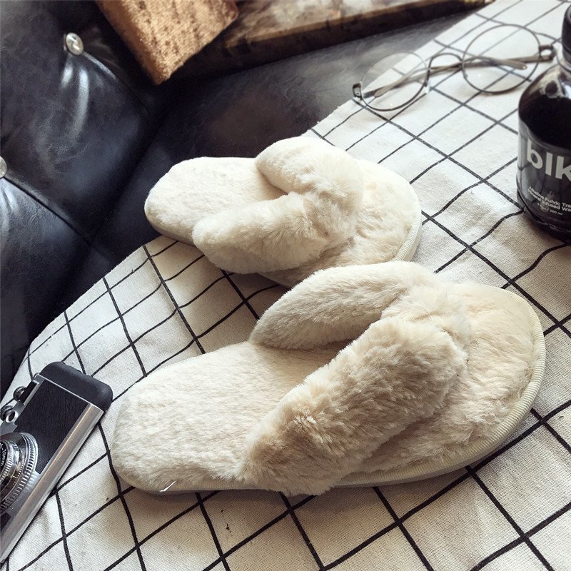 Cross Warm Fluffy Furry Slippe - Mule Slip On ulasan dan harga